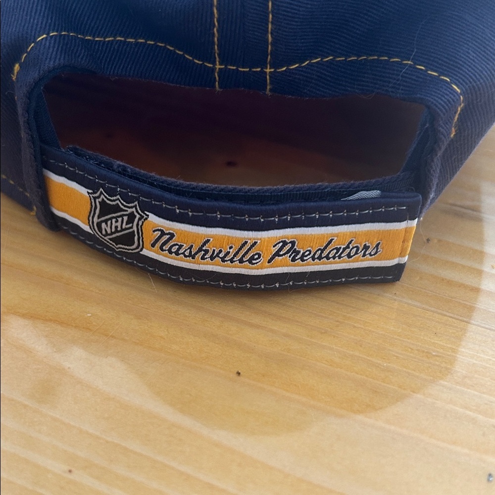 NHL Nashville Predators Yellow and Black Hat - Picture 3 of 6